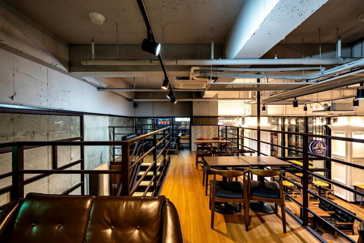 Siheung Seoul Tourist Hotel Экстерьер фото