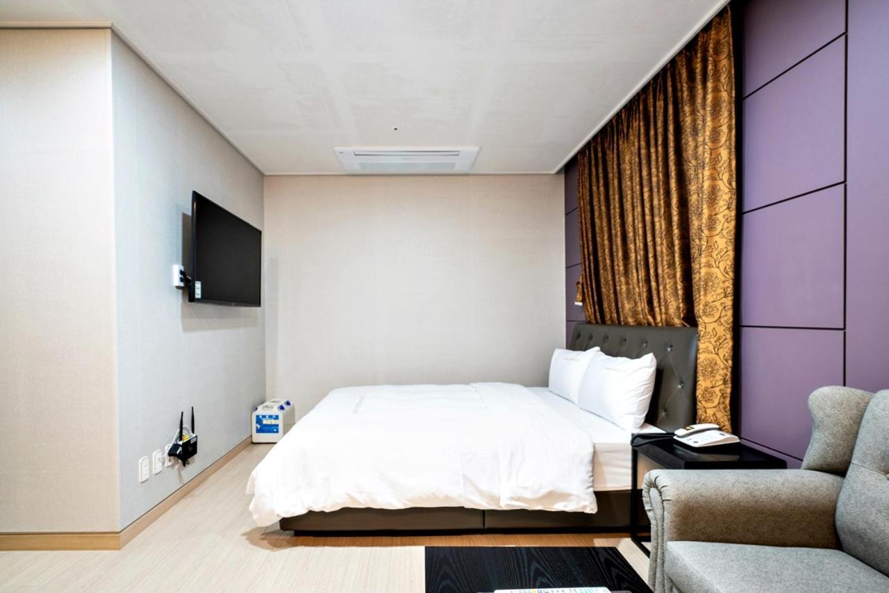 Siheung Seoul Tourist Hotel Экстерьер фото