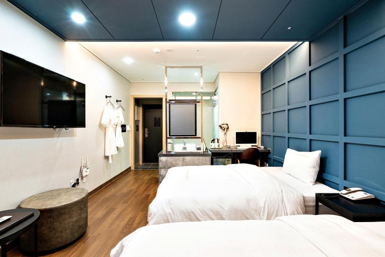 Siheung Seoul Tourist Hotel Экстерьер фото
